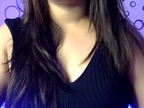 Aaliya02 online show from April 2026 08:17:01 PM