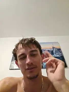Chrisou73 online show from July 2026 07:13:01 PM