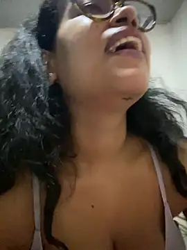 miiabrown18 online show from April 2026 06:40:01 AM