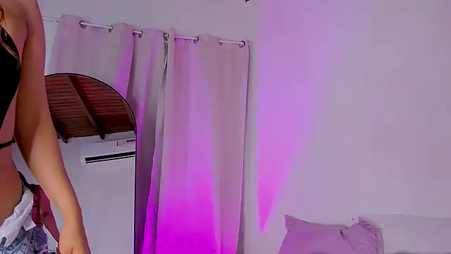 emily  walker online show from March 2026 02:28:02 AM