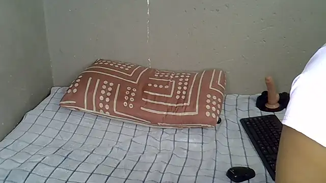 Bellabootie online show from February 2026 06:46:01 PM