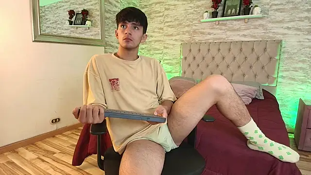 Axel Draven online show from April 2026 04:23:01 PM