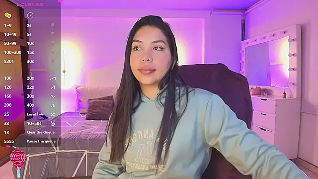 kloe28 online show from March 2026 03:56:01 AM