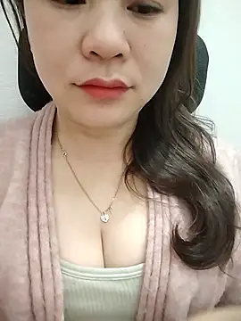 Girl Shy2000 online show from February 2026 11:49:01 PM