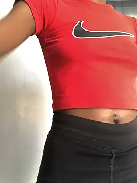 Snapshot of Caramel102004 chatting on February 2026 08:27:02 AM Caramel102004 online show from February 2026 08:27:02 AM