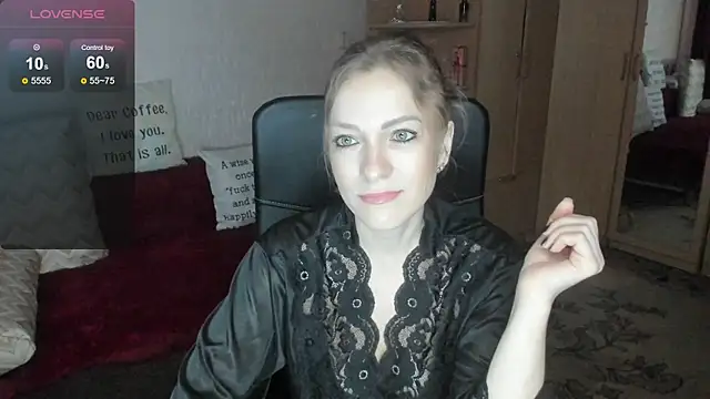 Snapshot of Tiffany_Bates chatting on June 2026 11:13:02 AM Tiffany Bates online show from June 2026 11:13:02 AM