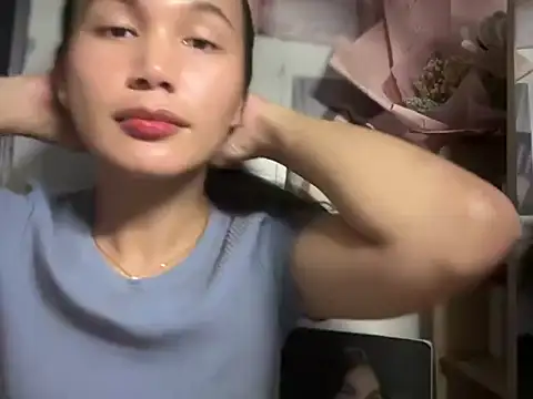 FelicityLincoln online show from May 2026 02:49:02 PM
