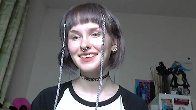 Paradoxy  online show from April 2026 06:49:02 PM