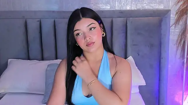 EmmaBlossom online show from April 2026 12:50:02 PM