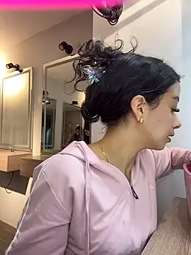 ChloeRosses online show from April 2026 08:22:01 PM