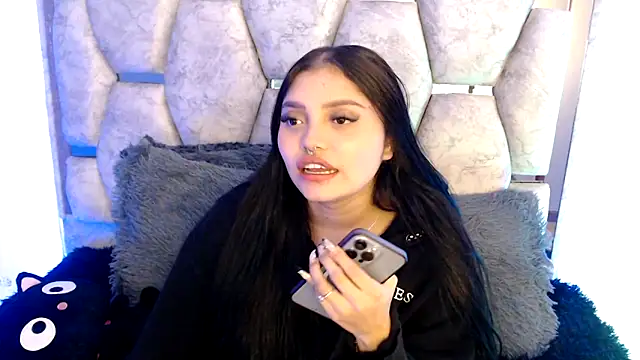 AnalyMilles online show from March 2026 05:12:02 AM