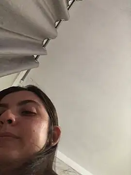 Snapshot of larj021bb chatting on February 2026 12:42:01 AM larj021bb online show from February 2026 12:42:01 AM