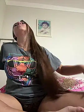 Snapshot of larj021bb chatting on April 2026 09:42:02 PM larj021bb online show from April 2026 09:42:02 PM