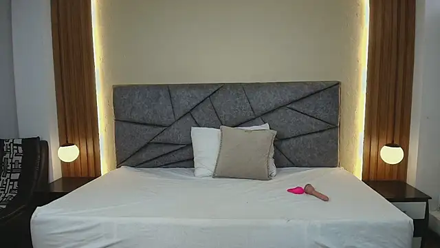 GabySweett  online show from March 2026 02:01:01 PM