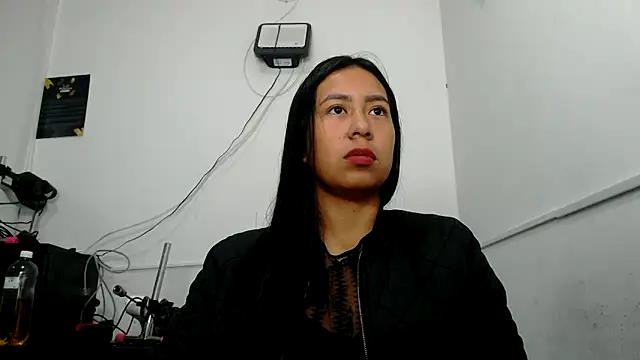 KateValencia online show from April 2026 02:02:01 AM