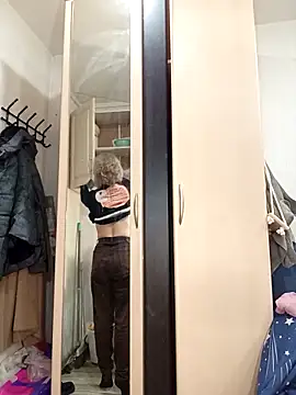 Conny Shellie online show from March 2026 06:23:01 PM