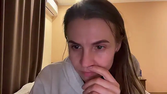 AnnieLove7722 online show from January 2026 06:02:02 PM
