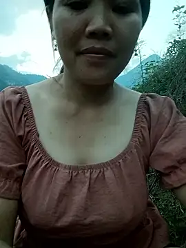 bree-zz online show from March 2026 11:10:02 AM