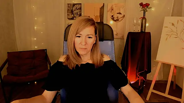 DonnaSmitth online show from December 2025 02:11:01 PM