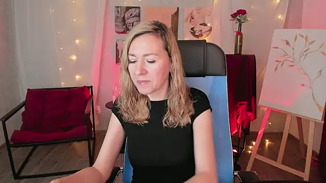 DonnaSmitth online show from February 2026 07:35:01 PM