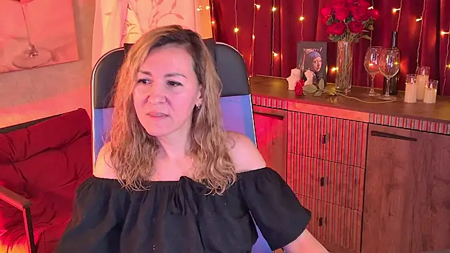 DonnaSmitth online show from April 2026 06:52:02 PM