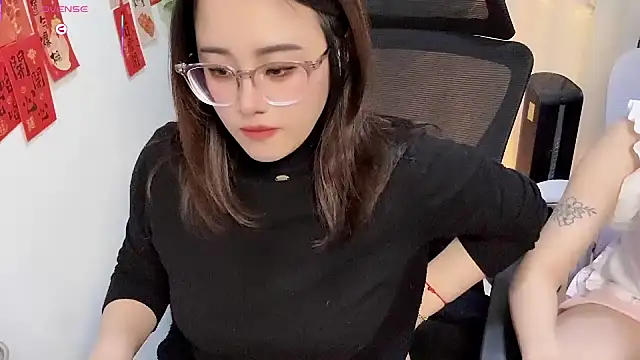 NEWONETO online show from April 2026 04:59:02 PM