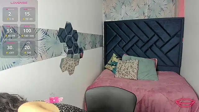 Valery More   online show from February 2026 01:07:02 PM