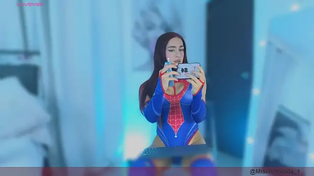 Fernandabig online show from October 2025 11:57:02 PM