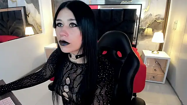 SusanVilla online show from April 2026 07:52:02 PM