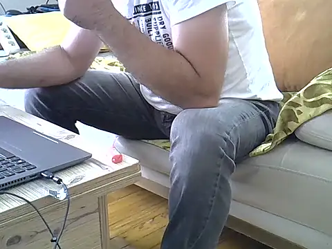 Amigo350535 online show from June 2026 12:33:01 PM