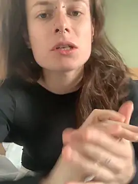 GoldenPussy1329 online show from March 2026 04:57:01 PM