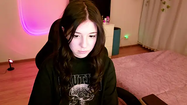 Azaliya Haze online show from March 2026 05:40:02 PM