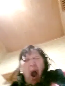 Apeesynka55211 online show from February 2026 08:50:01 PM