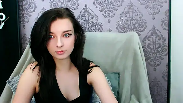 DominantLuna online show from January 2026 08:47:02 PM