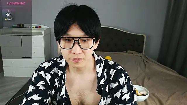 KaiChicken online show from April 2026 06:19:02 PM