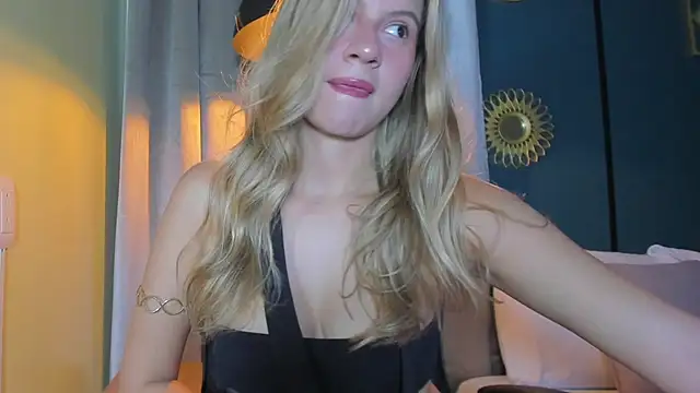 mia curry online show from February 2026 07:14:02 PM