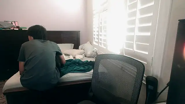 youngasianboy2007 online show from October 2025 06:08:02 PM