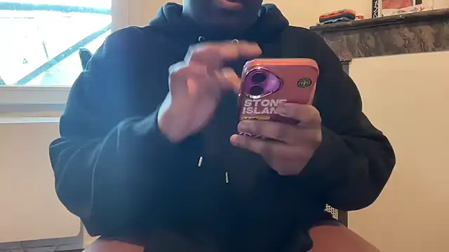 nanaisbackk online show from March 2026 05:40:01 PM