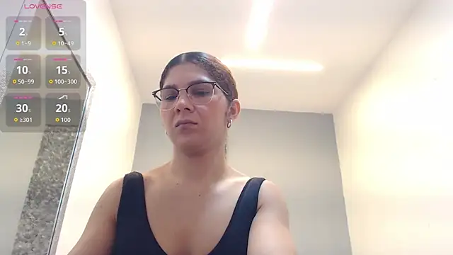 Snapshot of sammy_gale chatting on June 2026 11:53:01 AM sammy gale online show from June 2026 11:53:01 AM