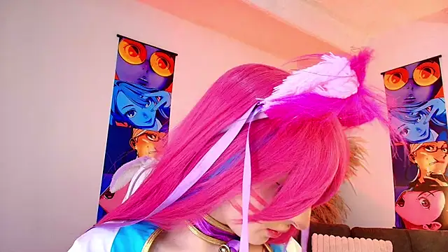 Bennuluspeach  online show from April 2026 11:56:02 AM