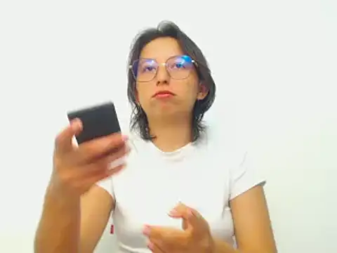 Klaret Toy online show from March 2026 09:21:01 PM