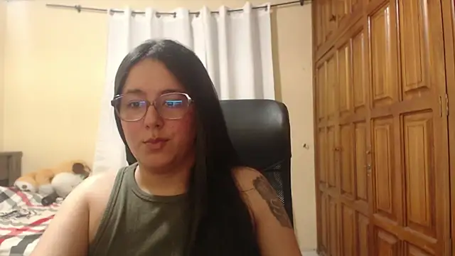 Venus cat  online show from July 2026 11:18:01 PM