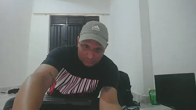 Meloncillo and Babyliss99 online show from April 2026 06:08:02 PM