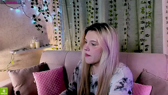 Malisha kiss online show from April 2026 11:10:01 AM