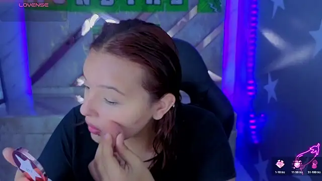 Snapshot of mia_foster_t chatting on June 2026 01:08:02 PM mia foster t online show from June 2026 01:08:02 PM