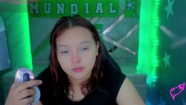Snapshot of mia_foster_t chatting on July 2026 01:15:02 PM mia foster t online show from July 2026 01:15:02 PM