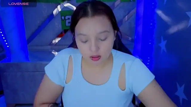 Snapshot of mia_foster_t chatting on July 2026 01:15:02 PM mia foster t online show from July 2026 01:15:02 PM