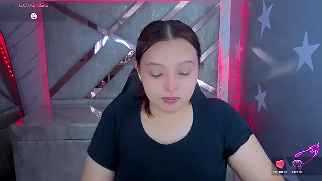 Snapshot of mia_foster_t chatting on July 2026 01:37:02 PM mia foster t online show from July 2026 01:37:02 PM