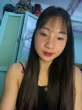 banlinh004 online show from April 2026 02:48:02 PM