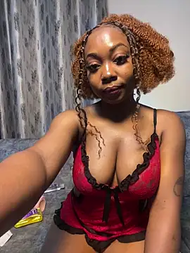 Snapshot of cocoluvx chatting on February 2026 02:39:02 AM cocoluvx online show from February 2026 02:39:02 AM